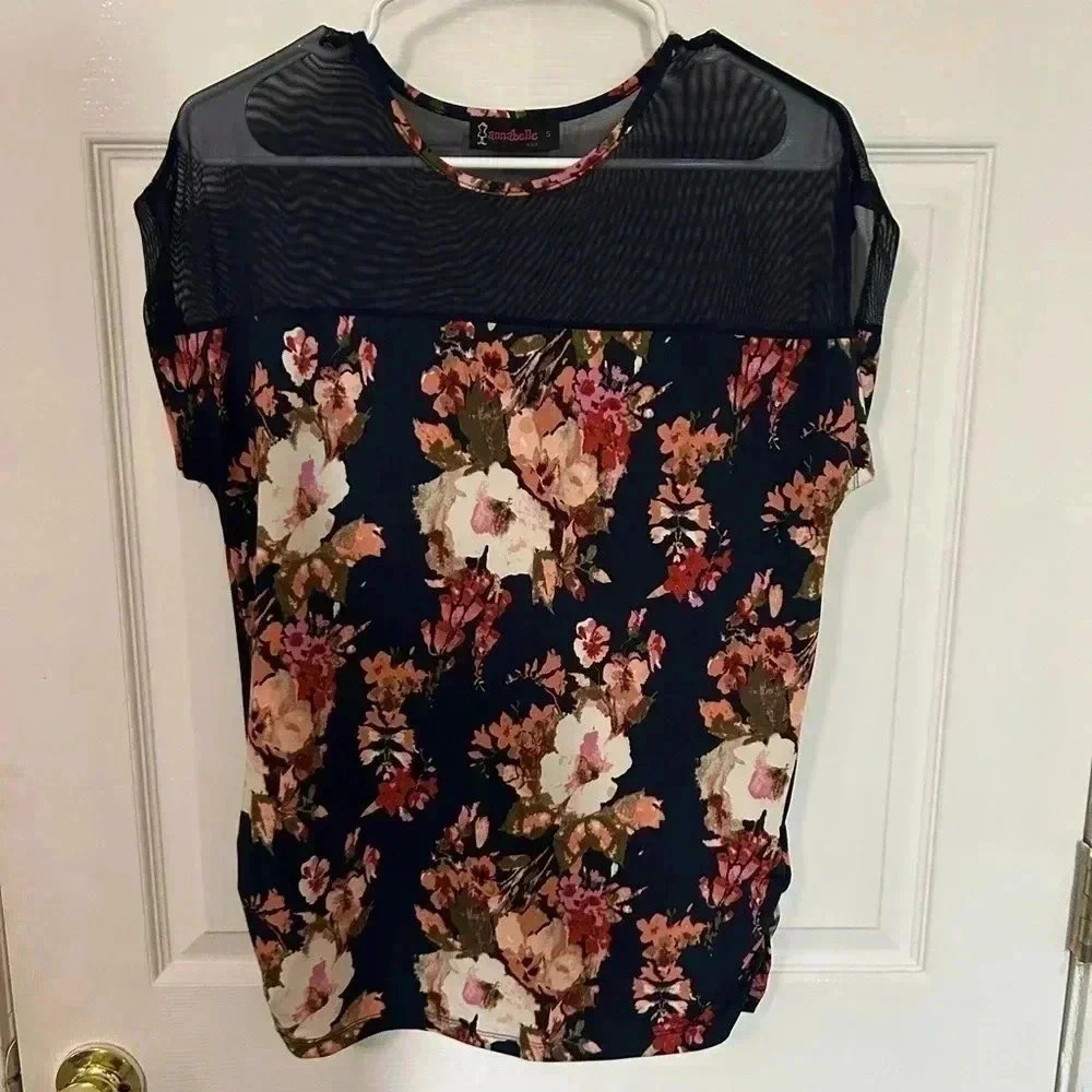 Annabelle‎ women’s blouse